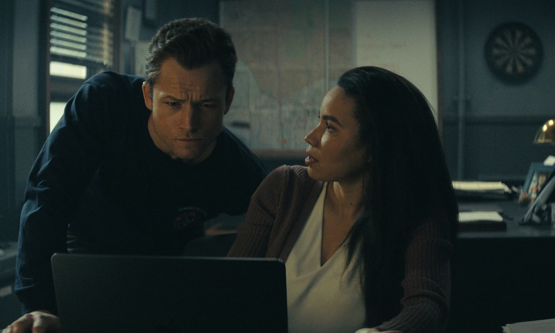 Taron Egerton and Jurnee Smollett in Smoke